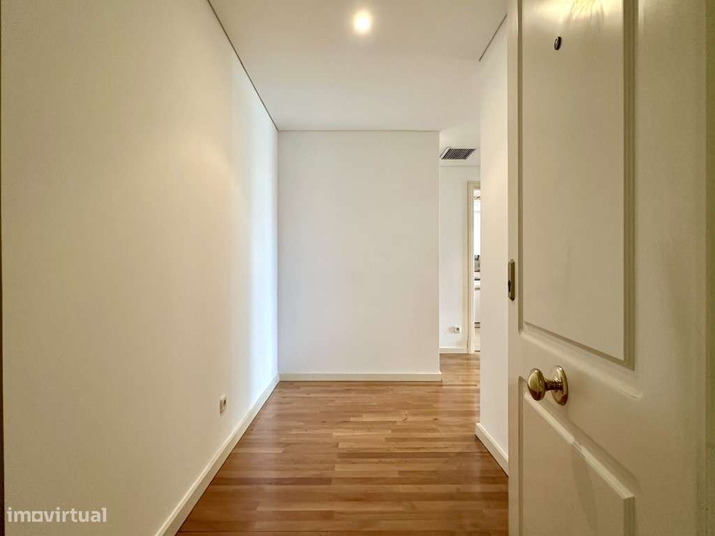 Arrendamento apartamento T1 no Saldanha Residence - Grande imagem: 2/22