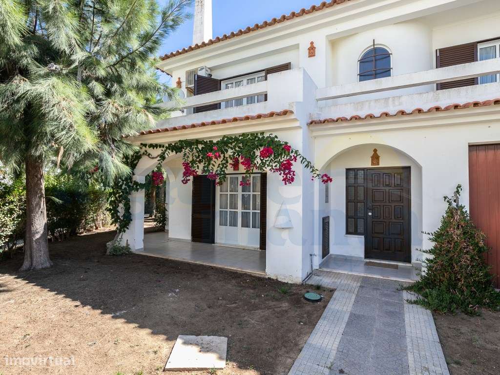 Exclusivo Algarve Manta Properties
Moradia T3 Geminada a Escassos ... - Grande imagem: 2/36