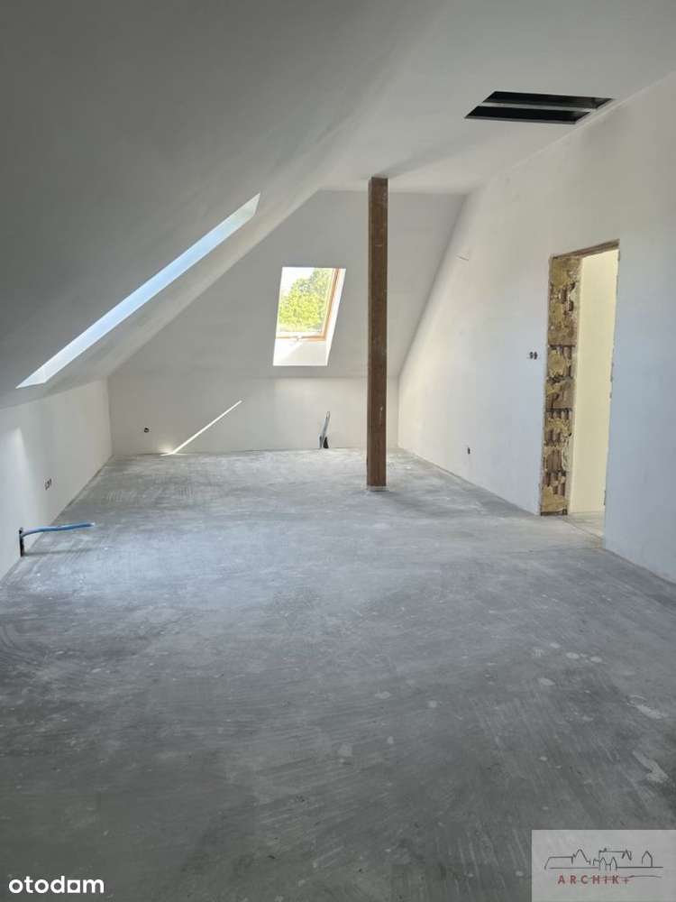 Dom w Sieprawiu, duża działka, pompa ciepła-10