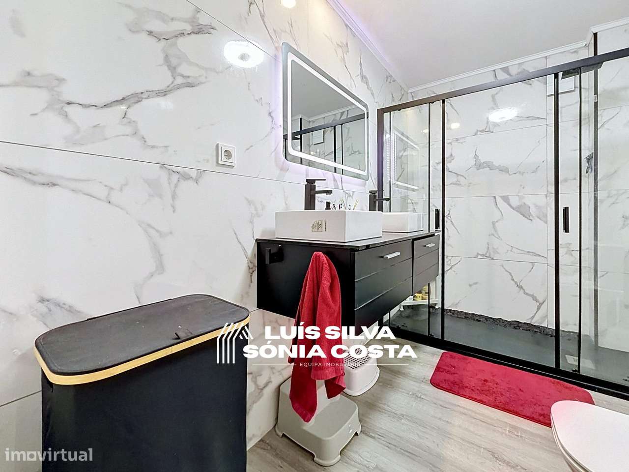 Apartamento T2 com Elevador, Garagem, Parcialmente Remodelado –...-9