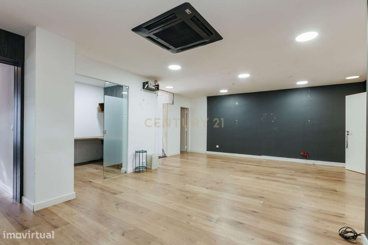 Escritório Mobilado no Montijo - Grande imagem: 4/32