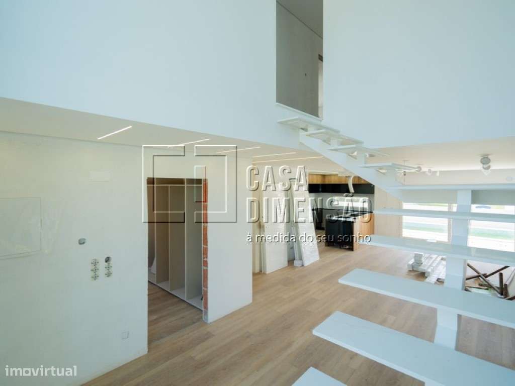 Moradia isolada de tipologia T4 localizada na zona da Charneca da C...-24