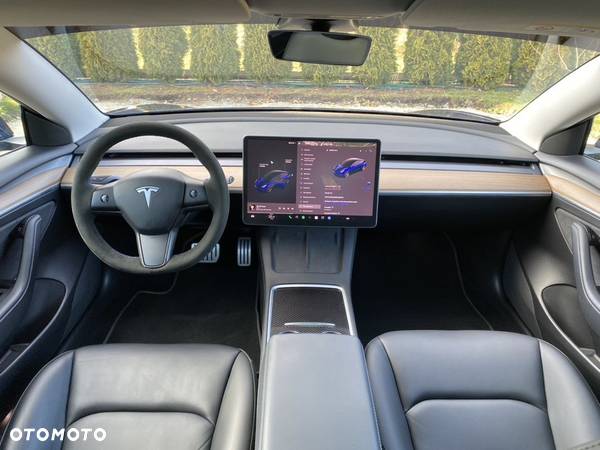 Tesla Model 3 - 15