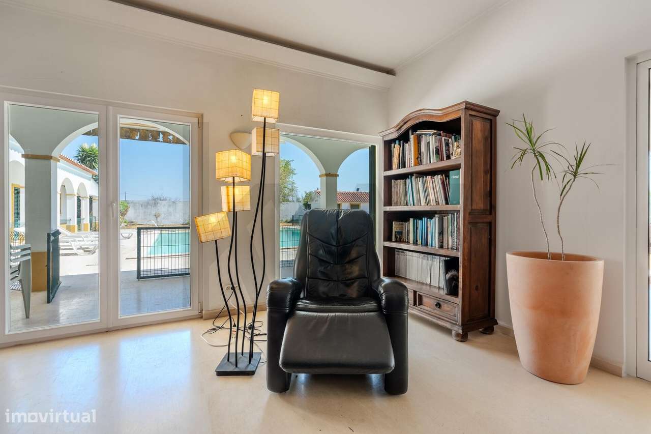 O Seu Resort Privado a 40 Minutos de Lisboa: Quinta com 5.000m2 e Duas - Grande imagem: 4/44