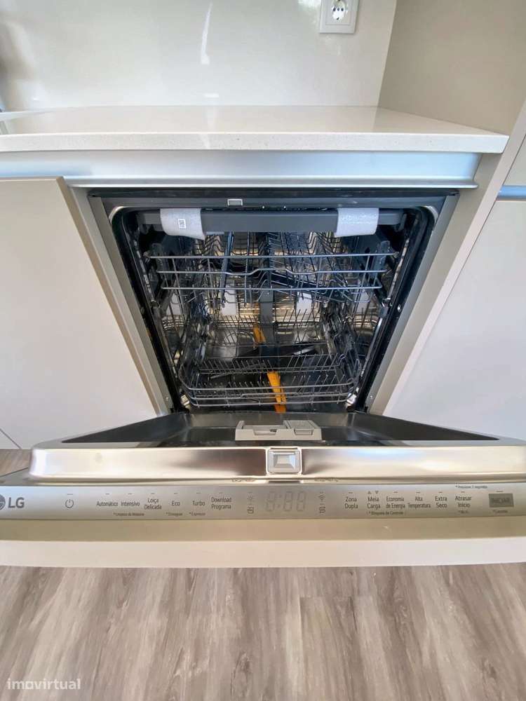 T2+Piso inferior — Sande S. Clemente, Guimarães — 215 000 €-5
