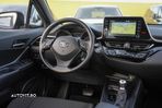 Toyota C-HR Hybrid Style Selection - 10