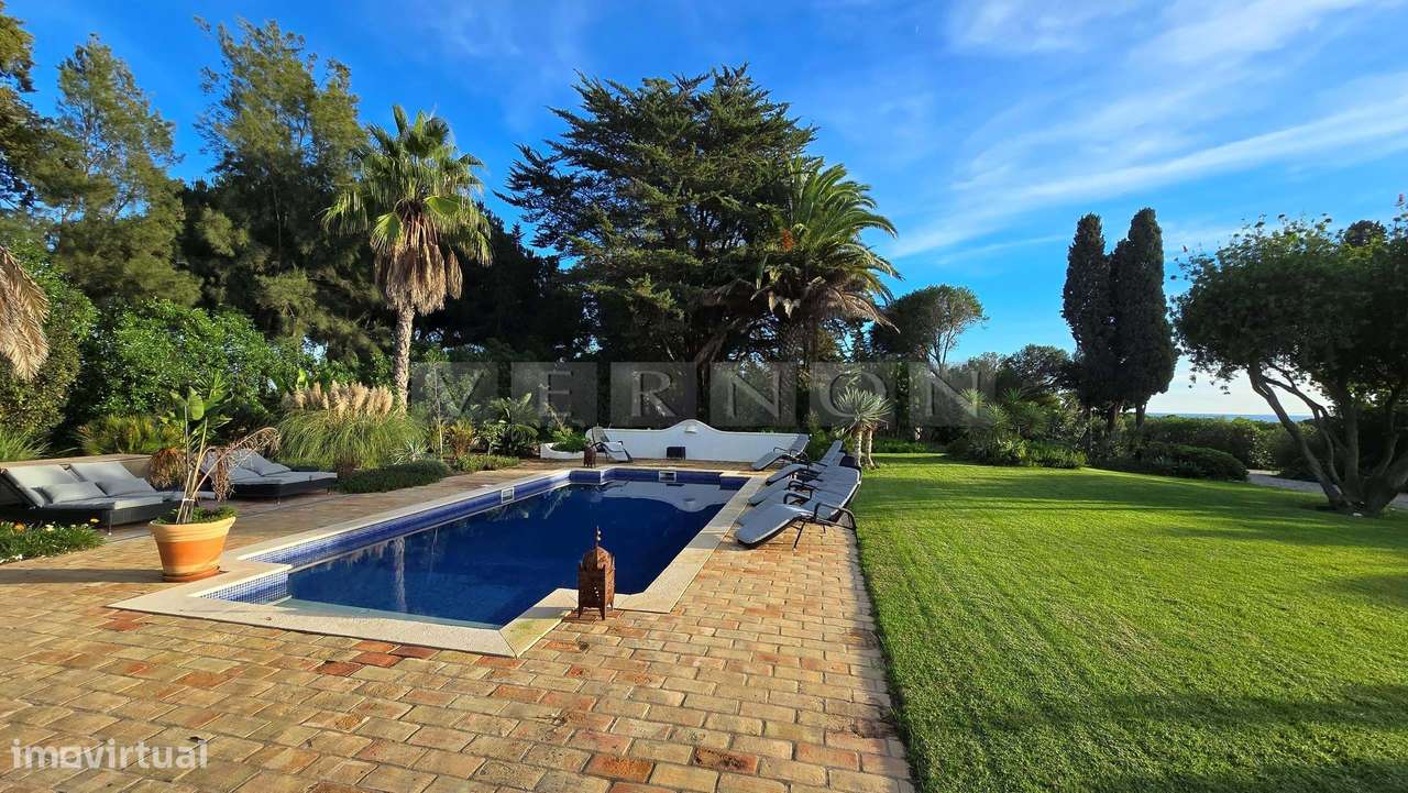 Algarve, Caramujeira,  para venda moradia V3 espaçosa renovada com vis-57