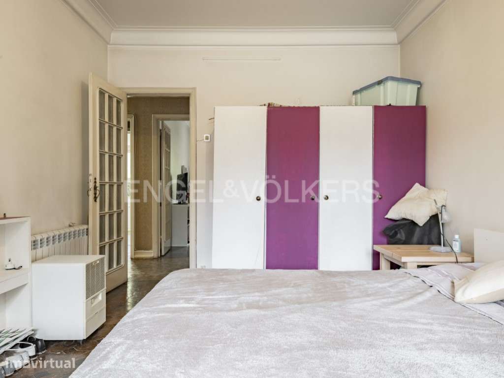 Moradia Isolada com Terreno de 1.300 m² em Alvalade-21