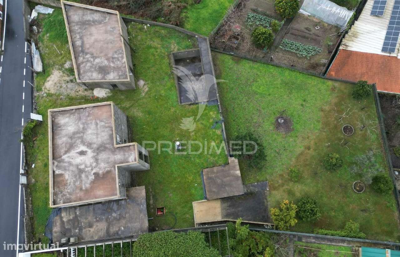 Moradia T4 Nova com "Piscina" em Serzedelo, Guimarães - Grande imagem: 4/31