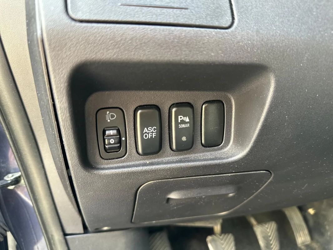 Peugeot 4007 HDI FAP 7-Sitzer Active - 21
