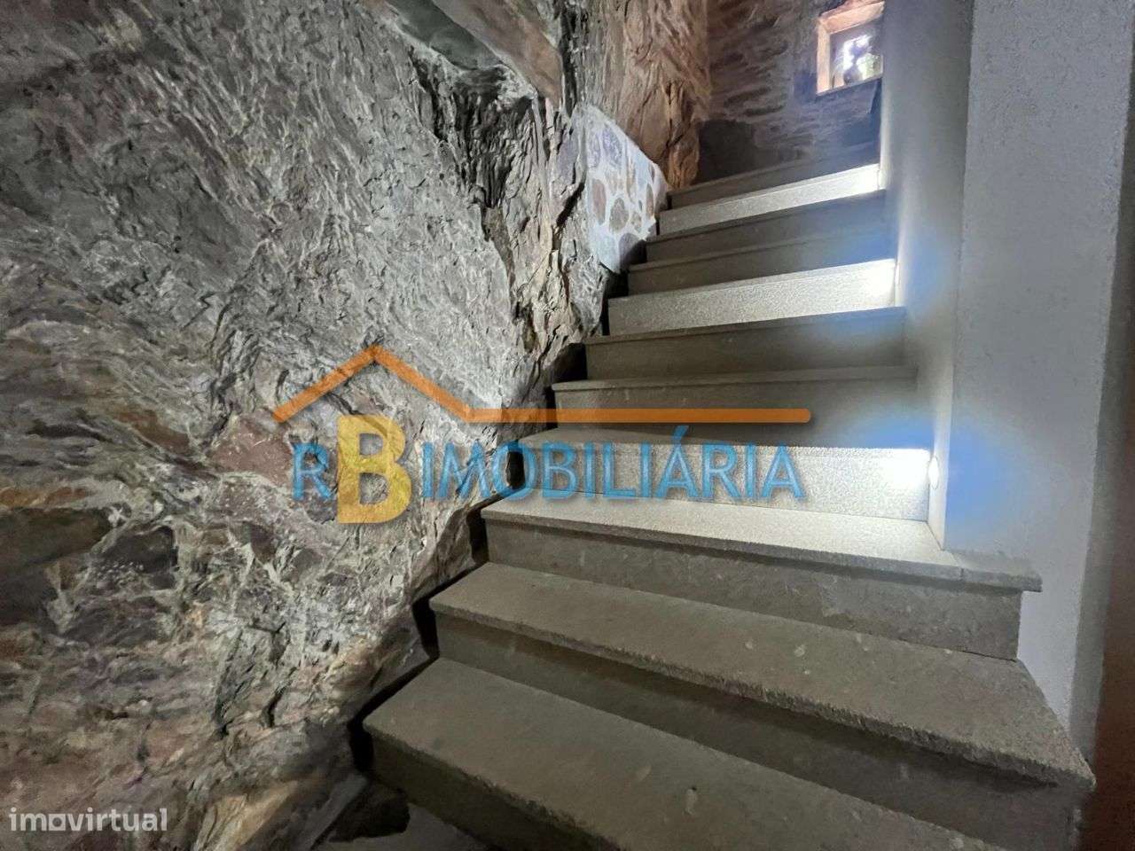 Moradia V1 em Fragoselas, São Pedro do Sul-8