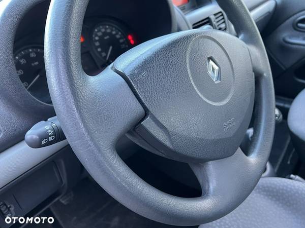 Renault Clio - 13
