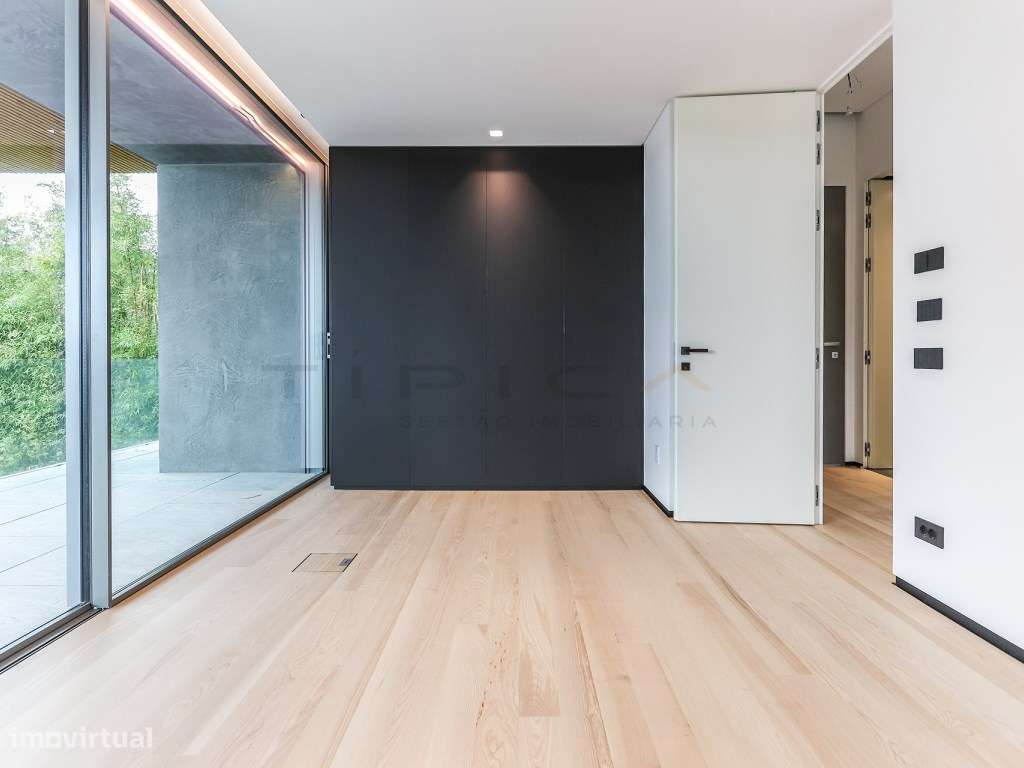 Moradia LUXO Condomínio Privado-24