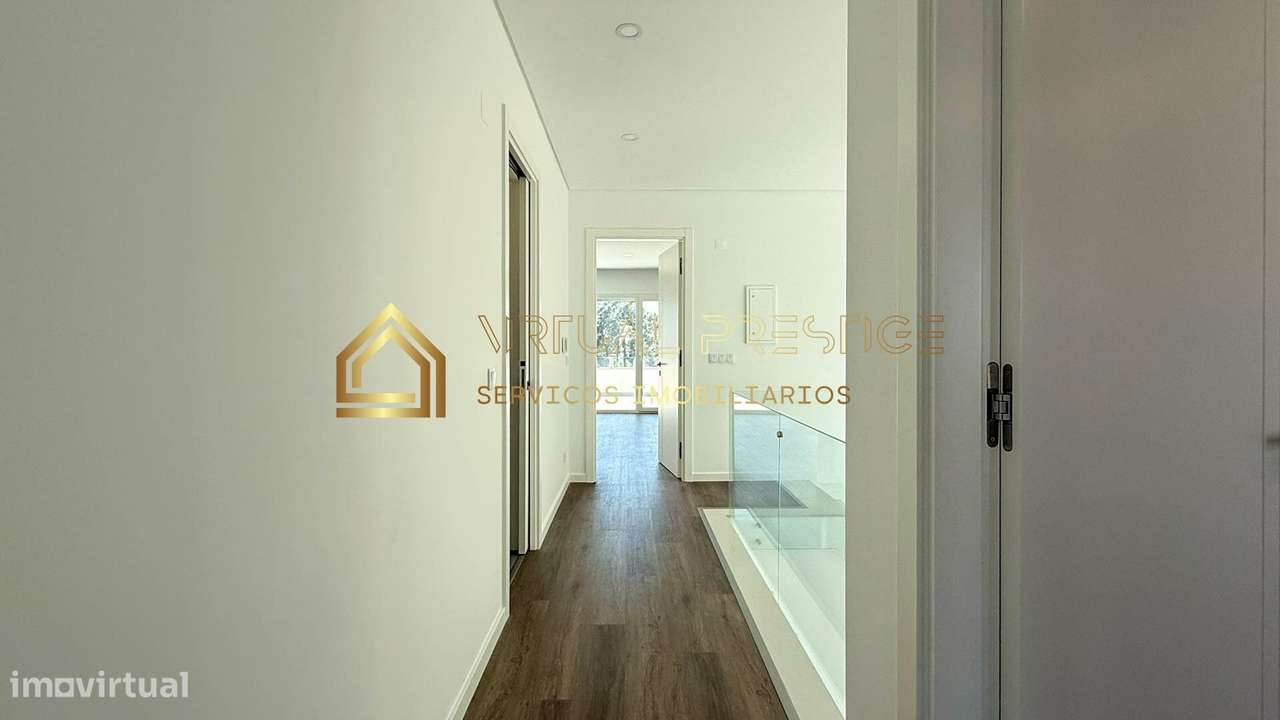 Moradia T4 Nova - 2 Suites - Piscina - Garagem - Valadares-24