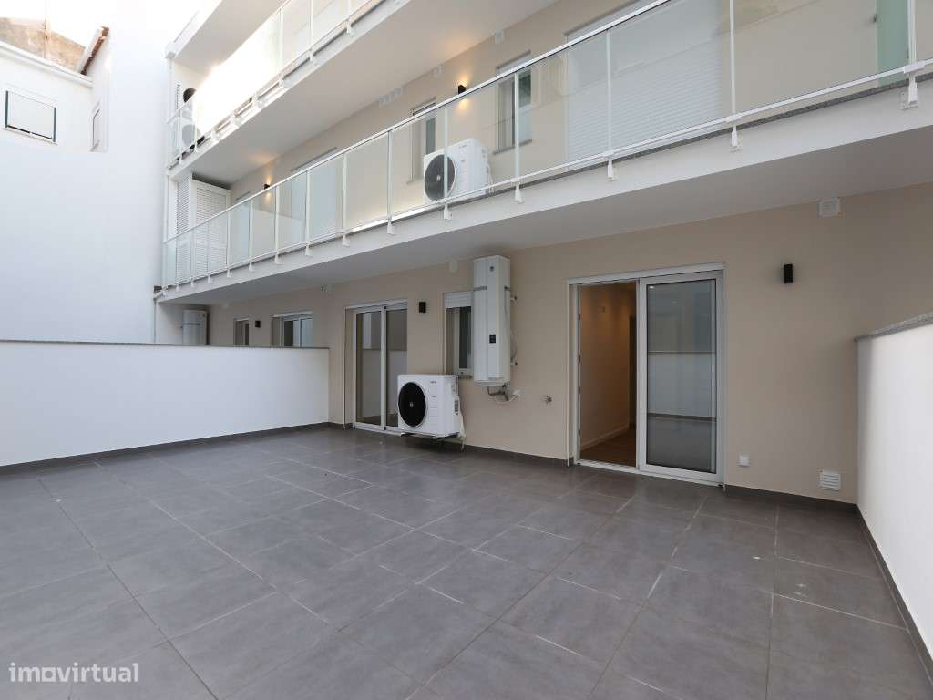 Magnífico Apartamento T2 com terraço privado a 2 passos da praia da...-19