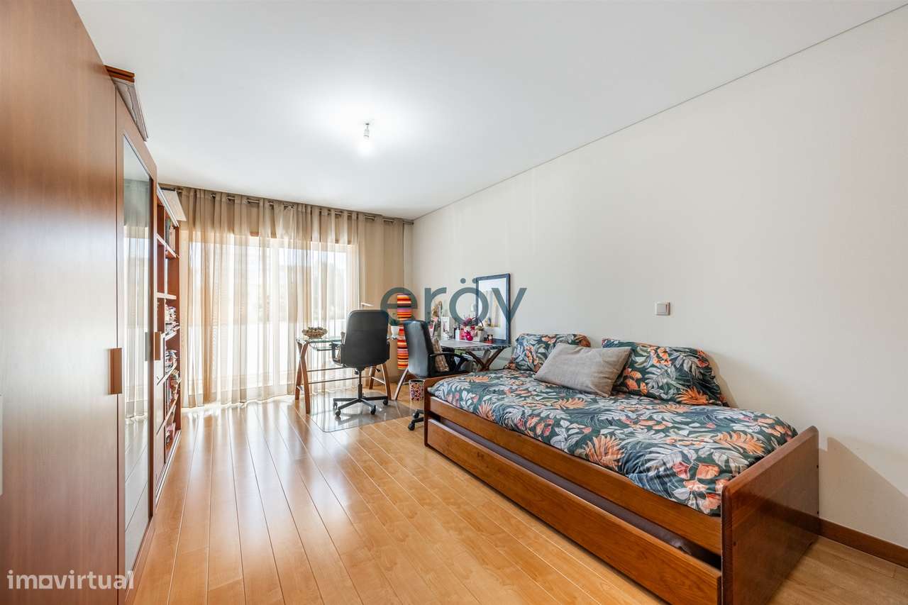 Apartamento T3 C/ 2 Suites em Gondomar-16