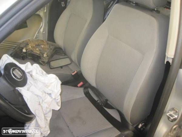 Seat Ibiza 6L 1.2 AZQ de 2002 para peças - 7