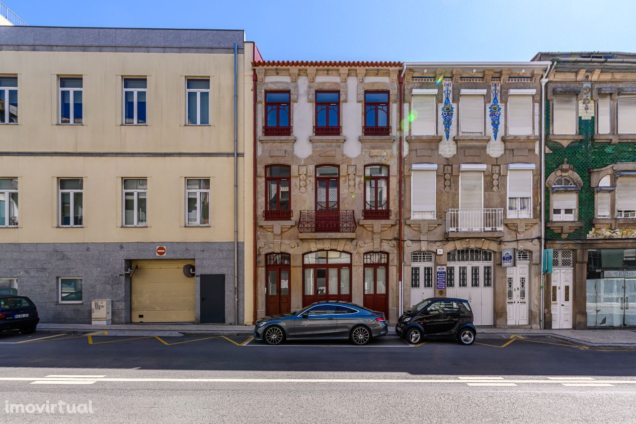 Apartamento T1 na Rua de Camoes Porto