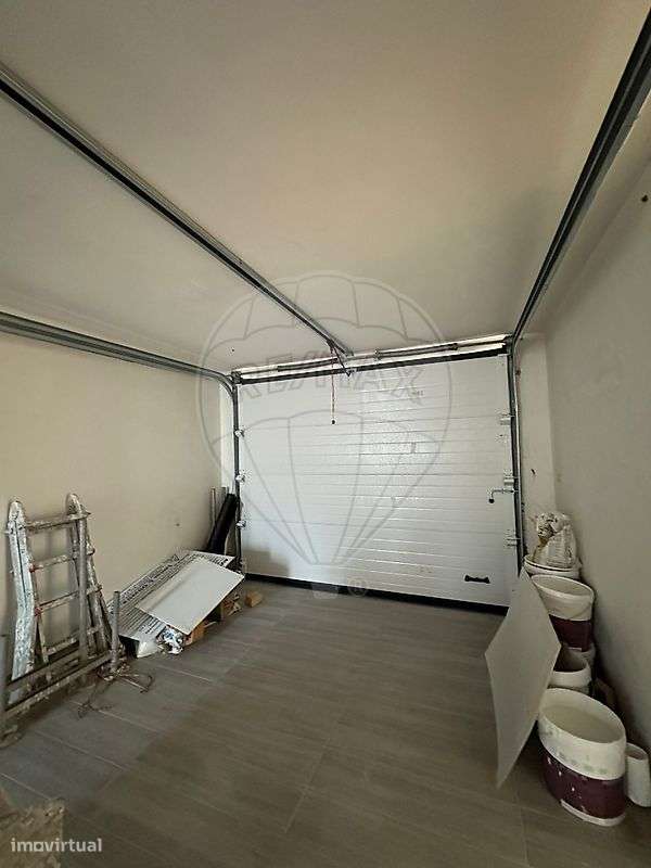 Moradia T4 para venda-15