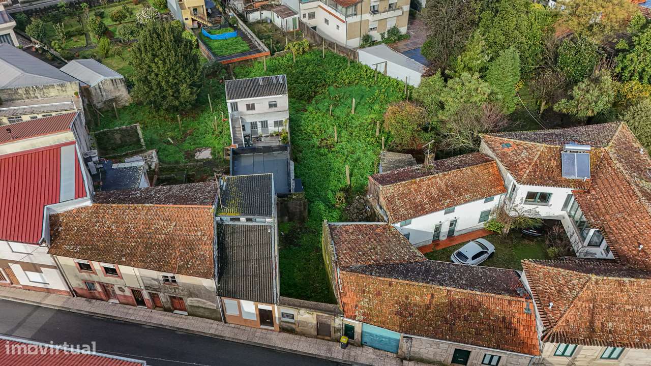 INVESTIMENTO 2 Moradias Terreno de 890 m² Alto da Maia em Águas Santas-12