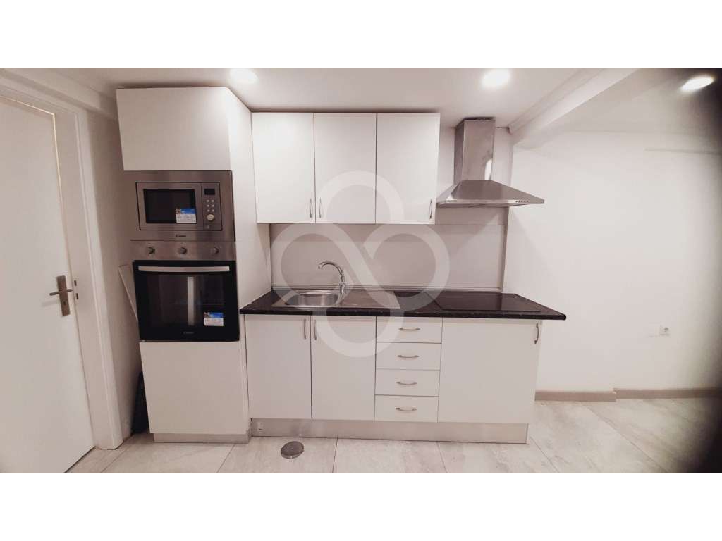 Espaço Comercial Transformado em Apartamento para Venda em Vale de ... - Grande imagem: 3/22