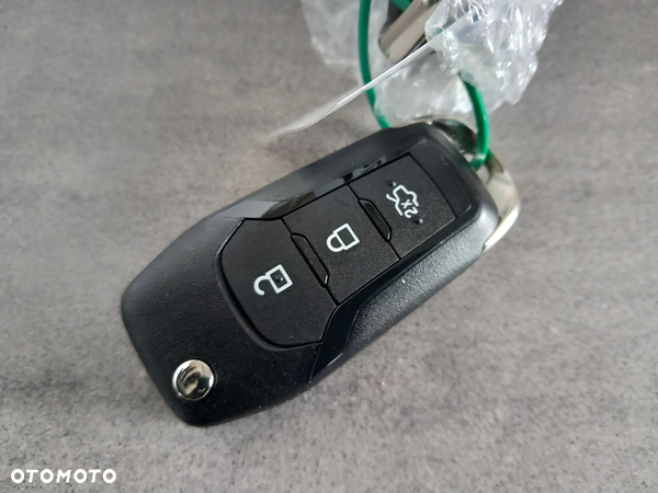 Zestaw zamka kierownicy i wkładek kluczykowych do drzwi Ford Fiesta 2017-, Puma 2019- 2301058 - 8