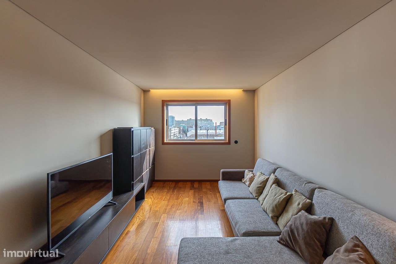 T2 Matosinhos Sul,  Todo Mobilado e Equipado, c/ Garagem + Arrumos - Grande imagem: 4/25