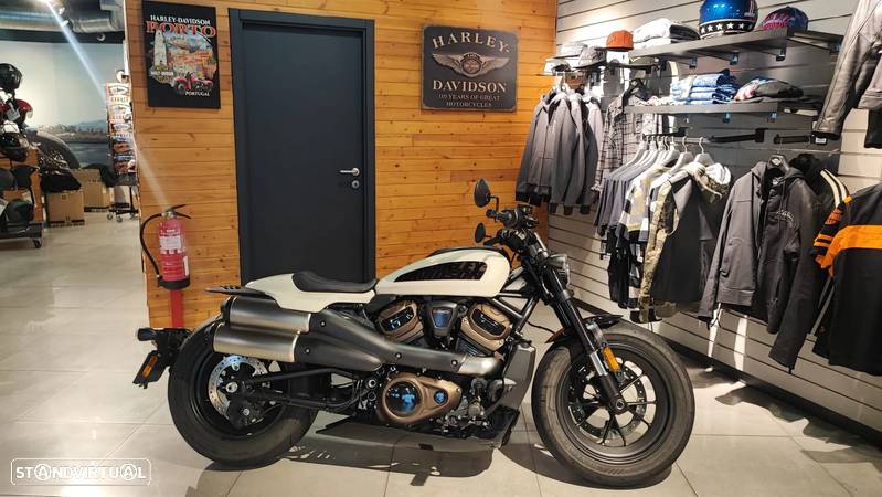 Harley-Davidson Sportster S - 2