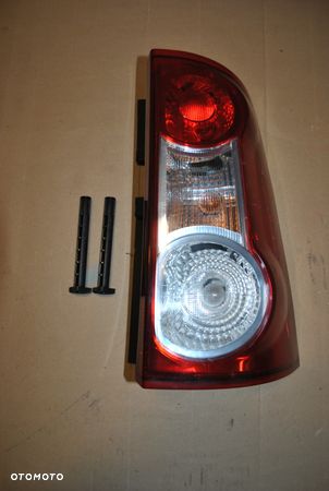 Lampa prawy tył Dacia Logan MCV 09r. - 1