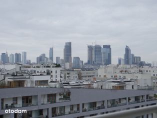 Trzypokojowy, komfortowy apartament na Woli.