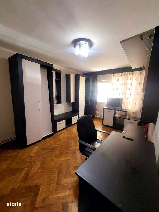 Apartament 4 camere, etaj 1, Manastur, Tasnad-1