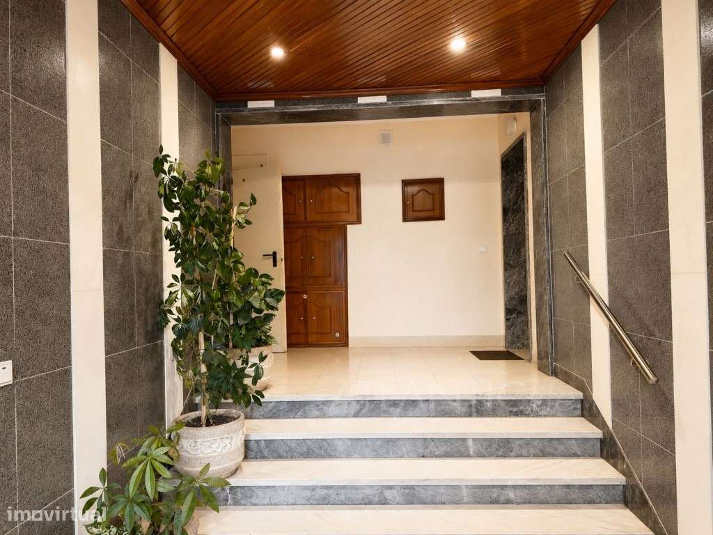 Apartamento T2 Bairro da Anta-18