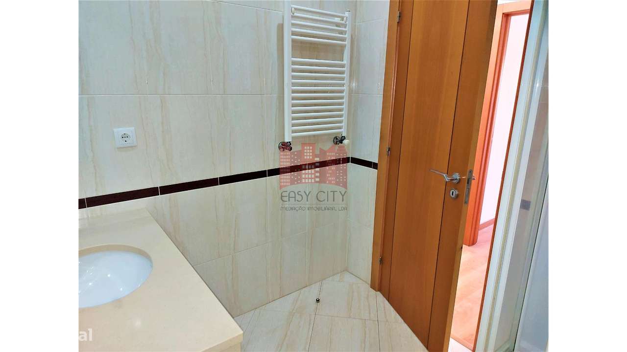 Apartamento T3 em Colinas do Cruzeiro-28