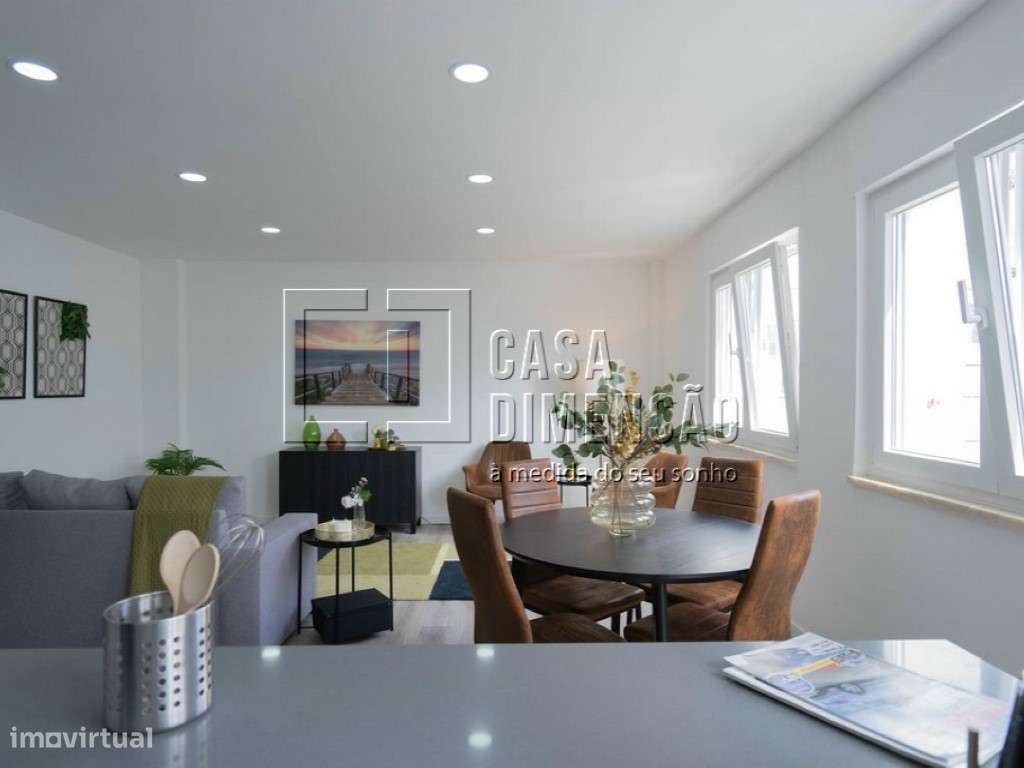 Apartamento de tipologia T3, mobilado e equipado em Benfica!!-18