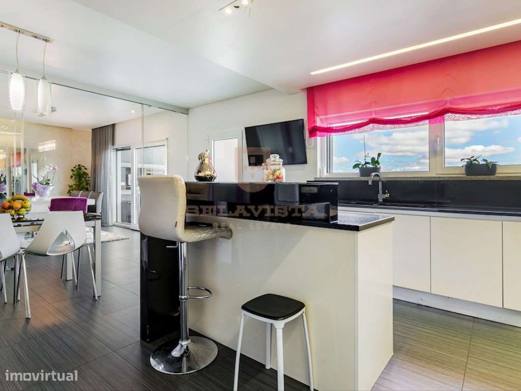 Moradia T4 com piscina aquecida e furo - Leiria - Pousos-12