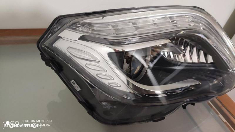 farol direito bi-xenon led ILS Mercedes w204 GLK - 2