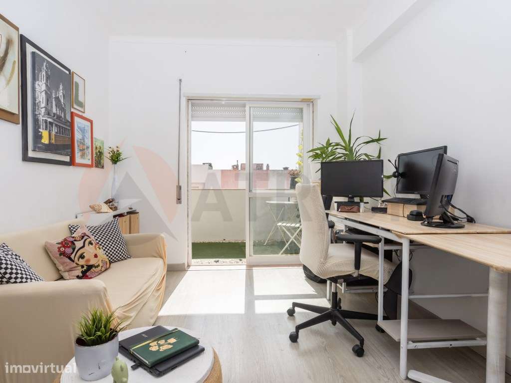 Apartamento T2 - Setúbal (Vale do Cobro) Remodelado com Varanda-19