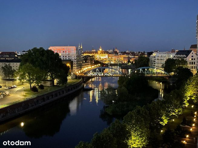 Unikatowy widok z okna na Odrę i Starówkę Wrocław