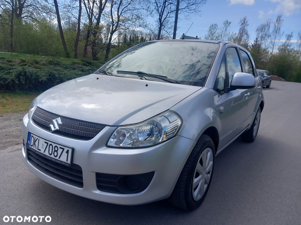 Suzuki SX4