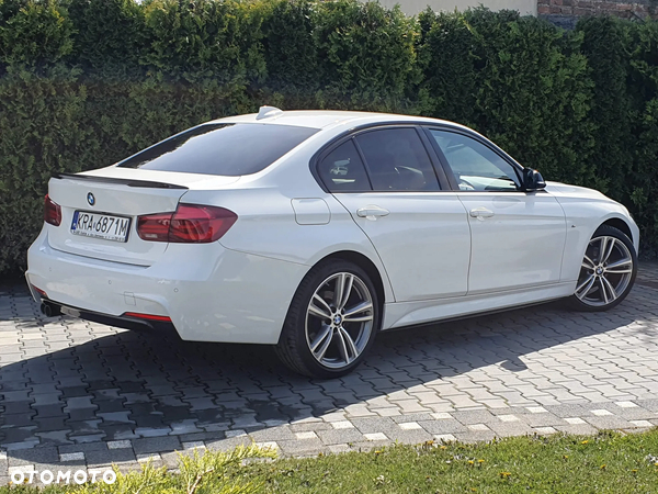 BMW Seria 3 320d xDrive M Sport Shadow sport - 2