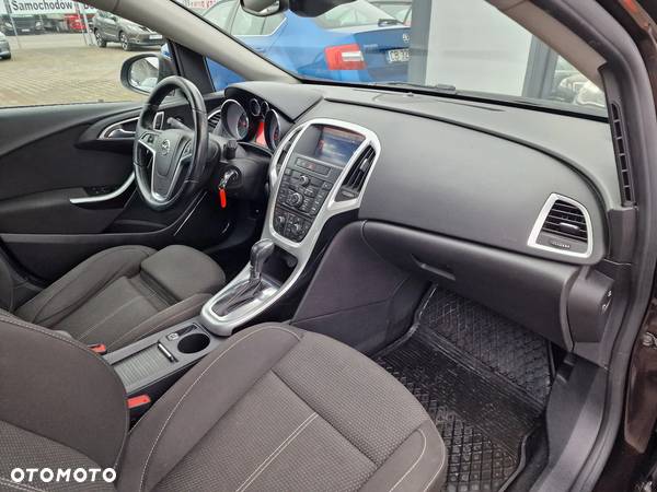 Opel Astra IV 2.0 CDTI Cosmo - 22