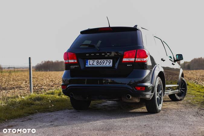 Dodge Journey - 8