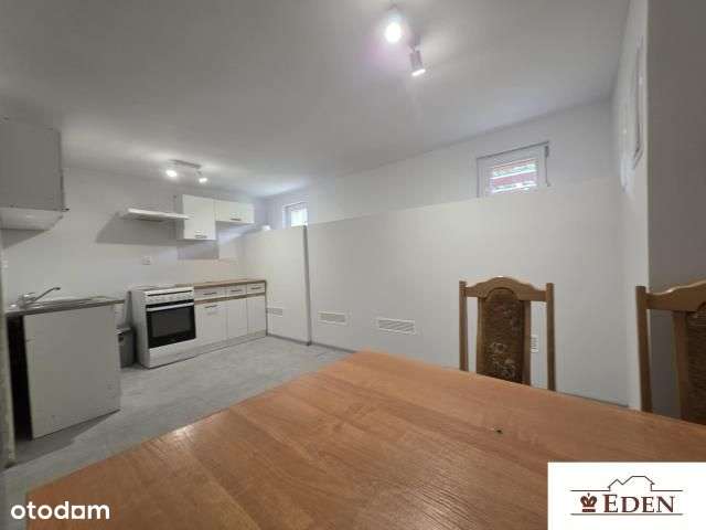 Lokal użytkowy, 69 m², Włodawa-0