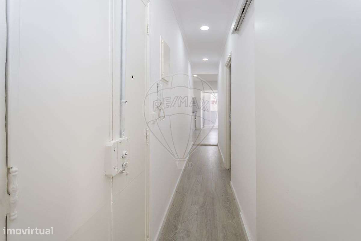 Apartamento T2 à venda em Lisboa-9