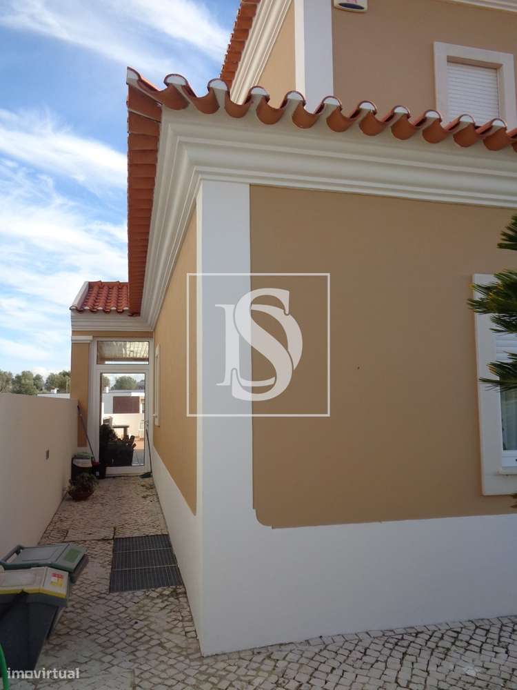 Moradia T5 - Torres Novas-30