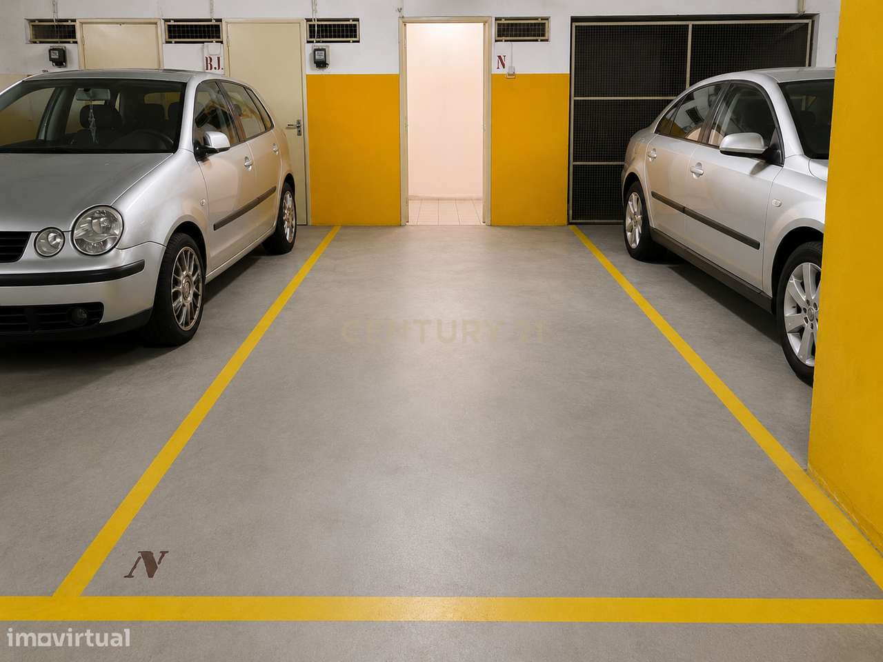 7 LUGARES DE GARAGEM | 7 ARRUMOS | 135,9 M² | BESSA | PORTO-6