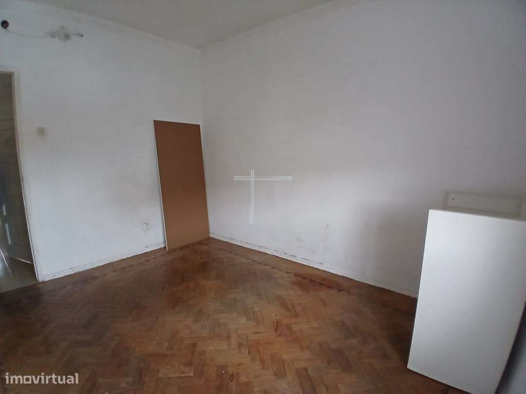 Apartamento T2, com logradouro e varanda - Almada - Grande imagem: 5/15