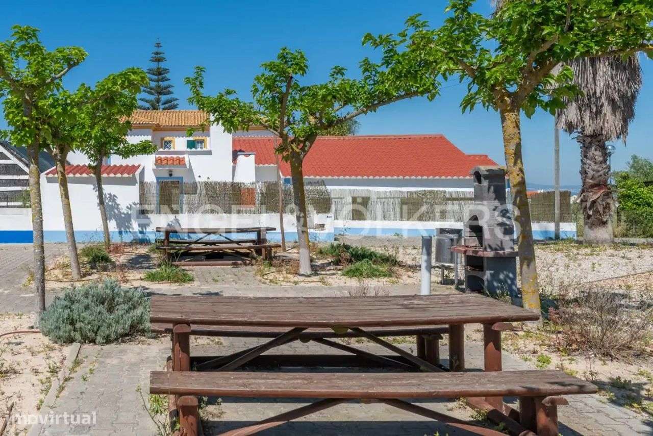 Moradia para renovar na Carrasqueira - Grande imagem: 4/22