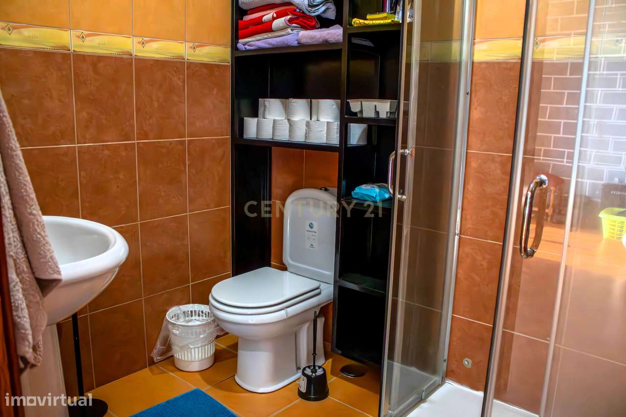 Moradia moderna | 3 pisos | Vila Nova Foz Côa-30