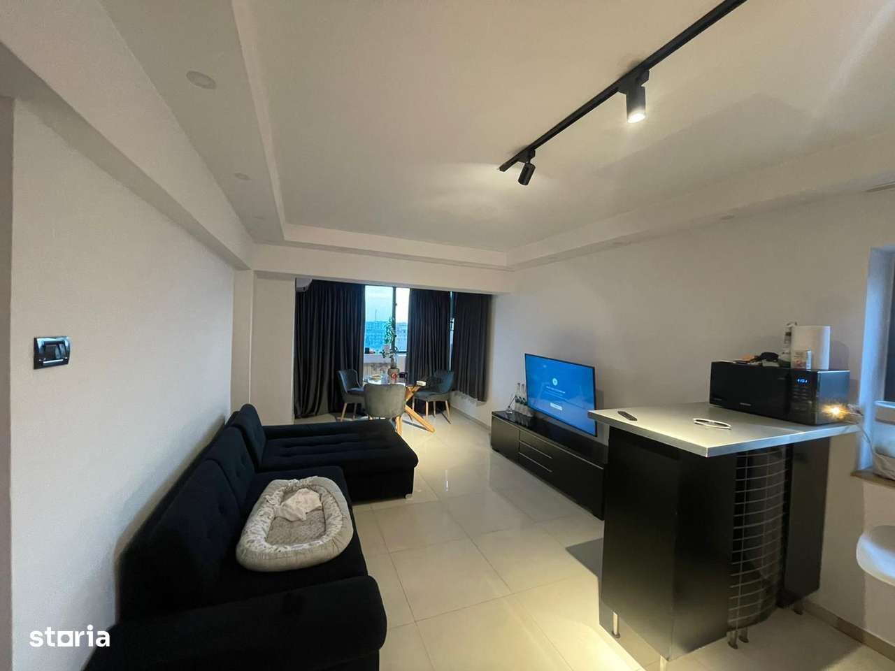 Apartament 3 camere Piață Alba Iulia | Terasa 40mp-1